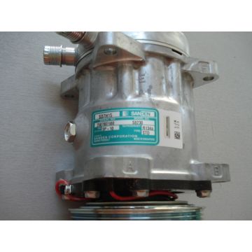8240  ΣΥΜΠΙΕΣΤΗΣ SANDEN SD7H15 119PV8 12V V-OR   KOMPRESOR SD7H15 MODEL SANDEN UNIVERSAL  - 