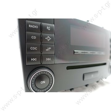 203 870 45 89   MERCEDES MF2730 /// C CLASS W203 /// CL203 / A 203 870 45 89 / (No:1819063)  Mercedes C Class Stereo Radio CD Player A 203 870 45 89      W203 / W463 AUDIO/CD 20 OPERATING UNIT  - 
