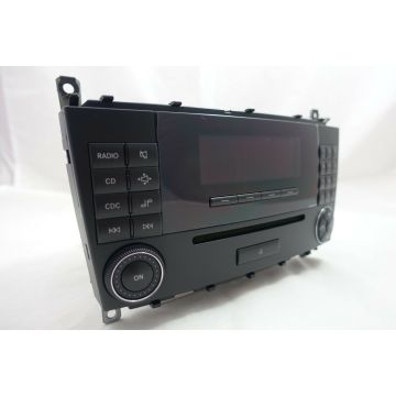 203 870 45 89   MERCEDES MF2730 /// C CLASS W203 /// CL203 / A 203 870 45 89 / (No:1819063)  Mercedes C Class Stereo Radio CD Player A 203 870 45 89      W203 / W463 AUDIO/CD 20 OPERATING UNIT  - 